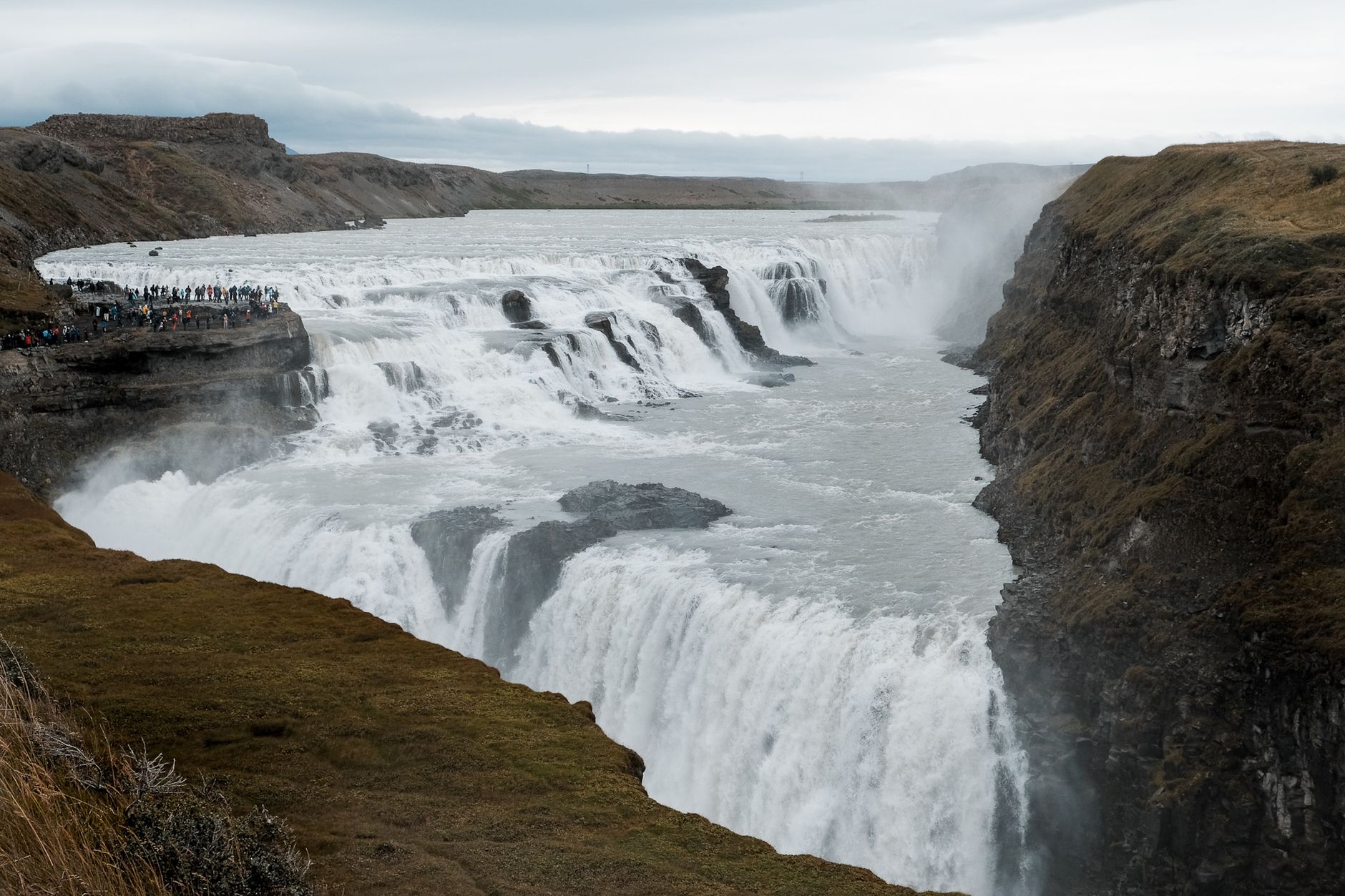 Cascata de Gullfoss no Circulo Dourado da Islandia