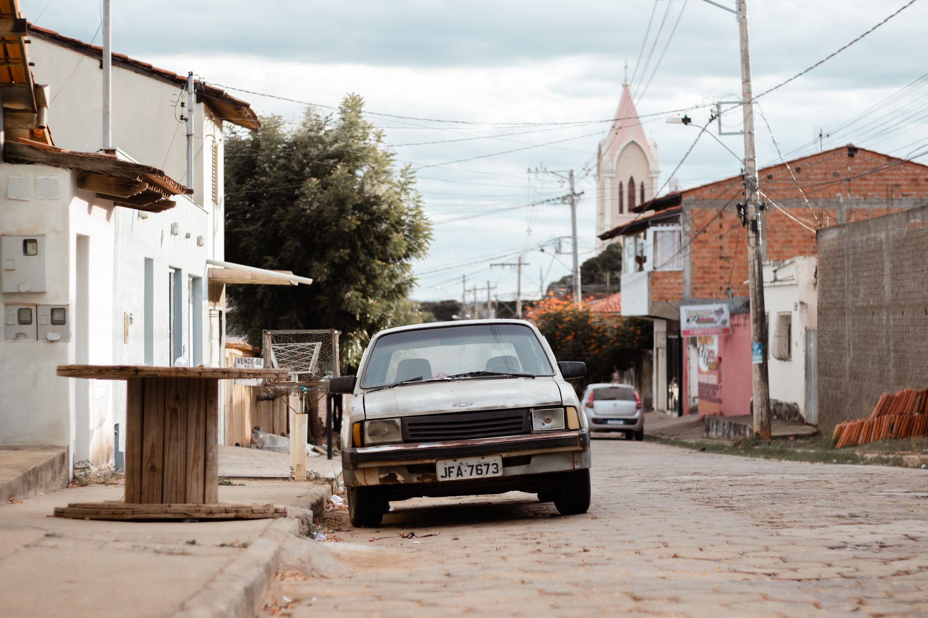 Rua tranquila numa pequena cidade do interior do Mato Grosso