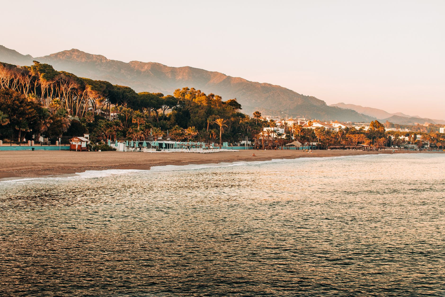 Marbella com Orçamento Reduzido: Dicas para Poupar
