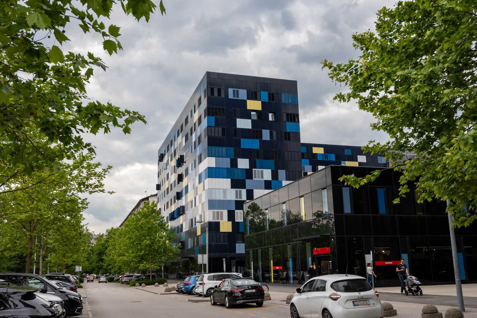 Fachada de um predio residencial tipico em Zagreb