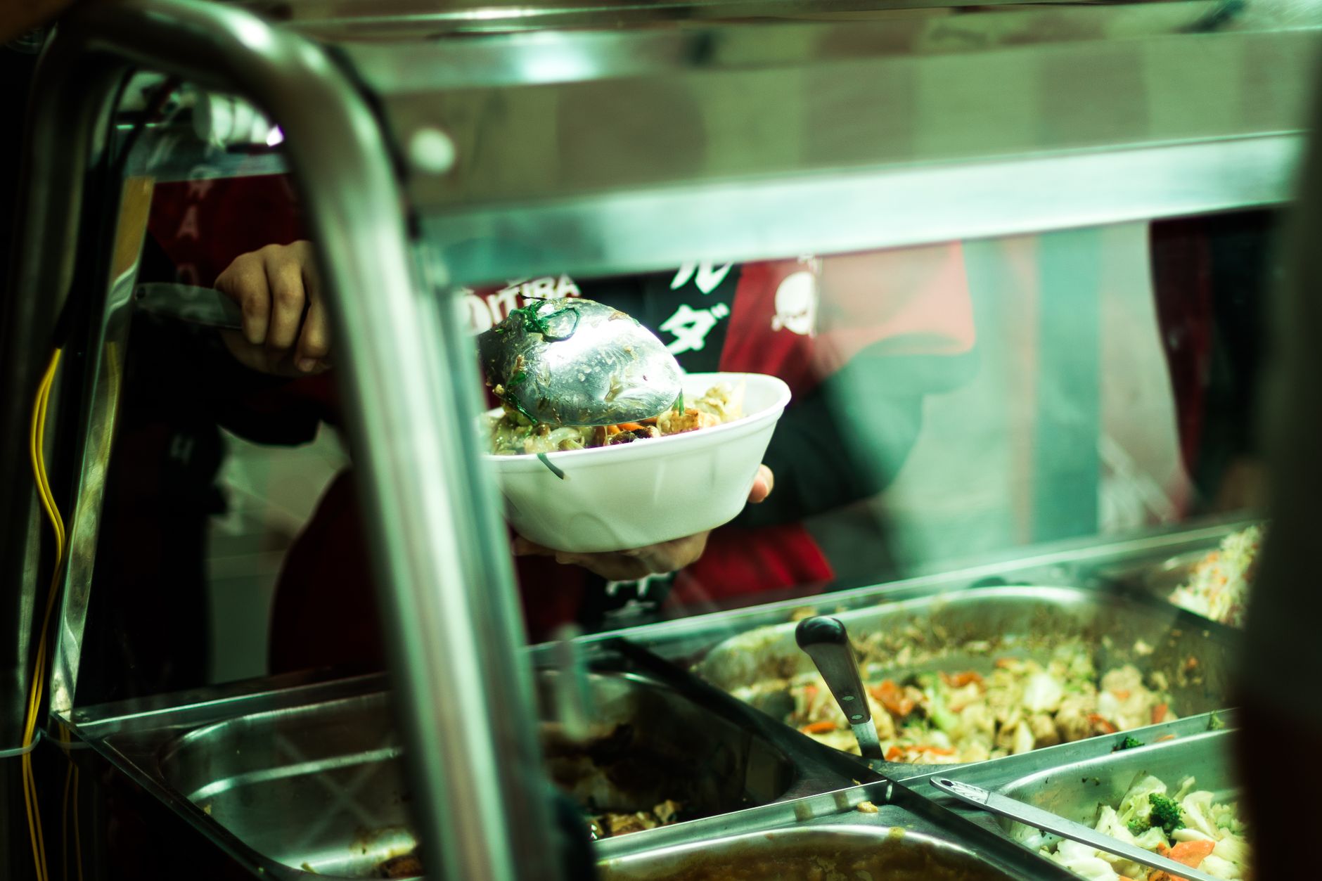 Refeição típica servida num restaurante local em Machadinho D Oeste