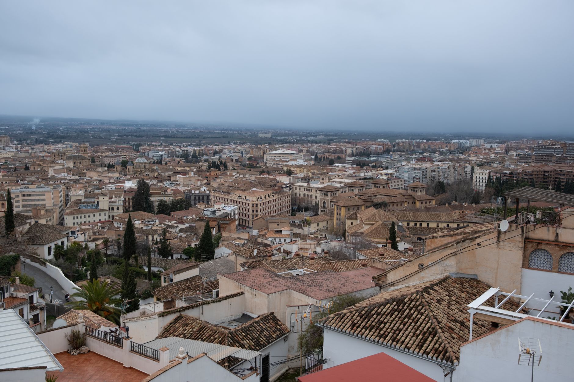 Vista panorâmica sobre os telhados de Granada