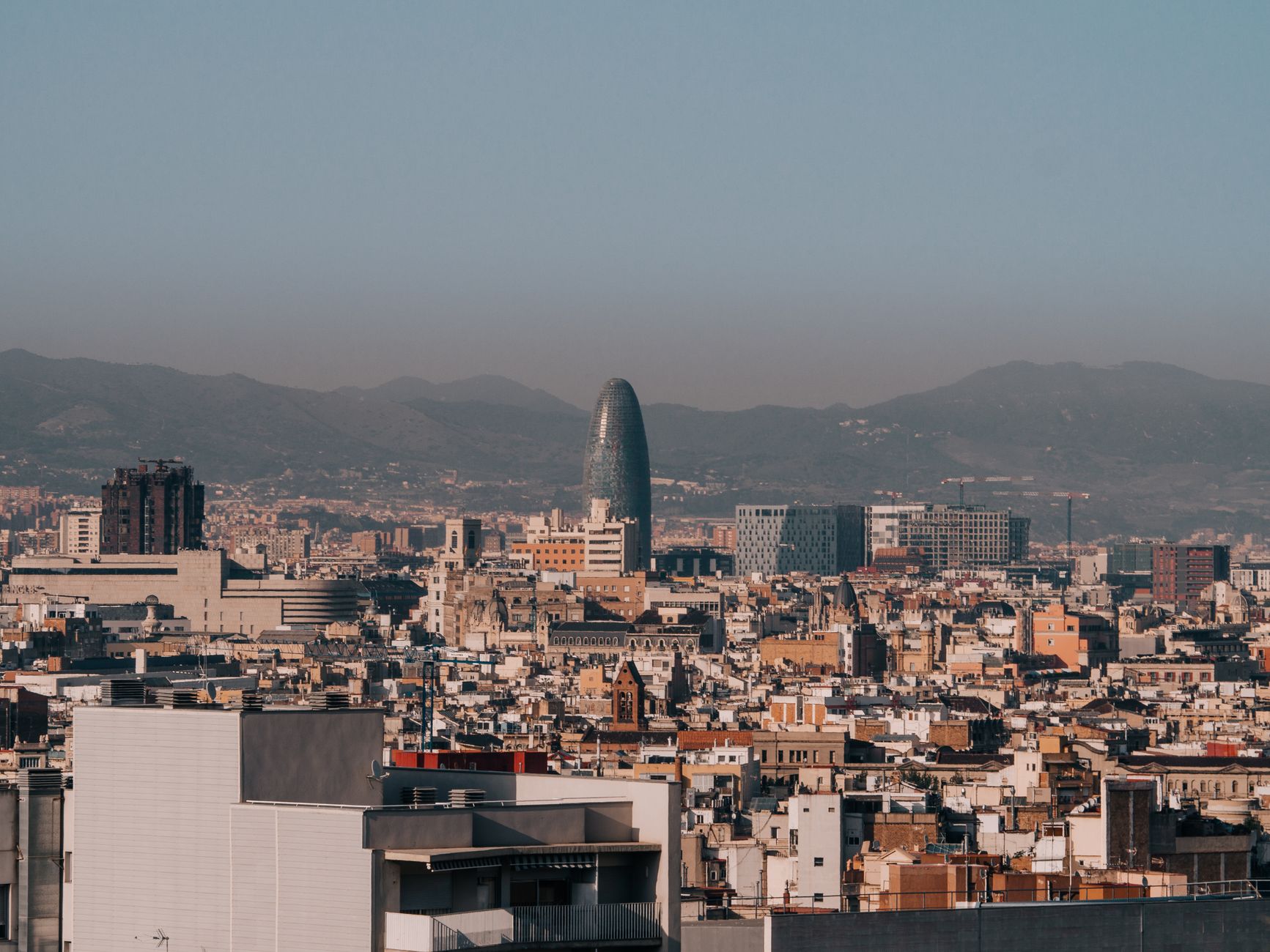 Barcelona: A Complete First-Time Travel Guide