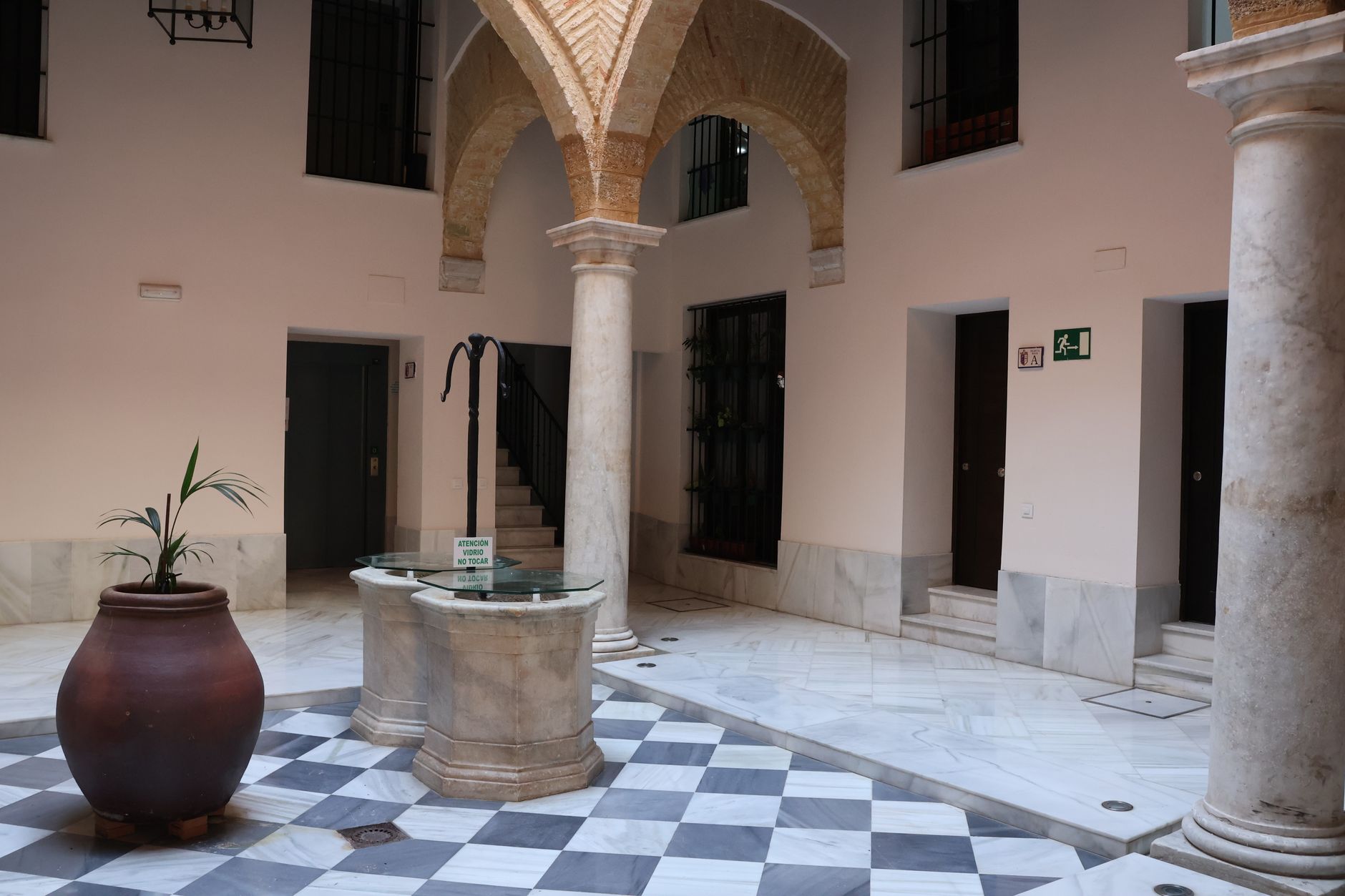 Hotel Albucásis