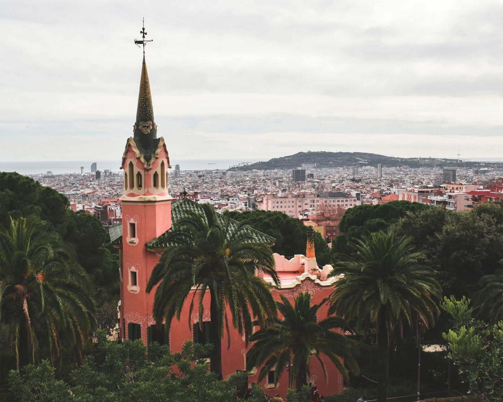 Nextdoor Gaudí Barcelona